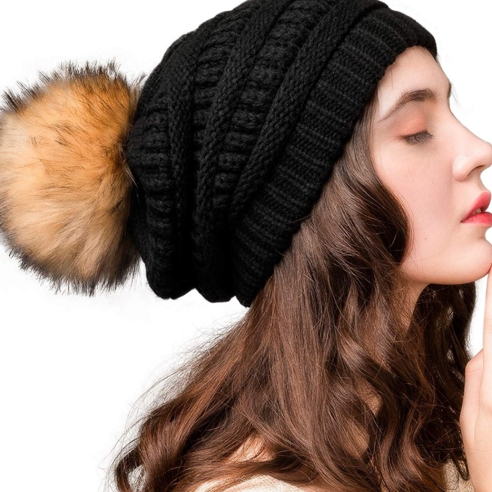 Slouchy fur pom hat - Picture 3 of 8